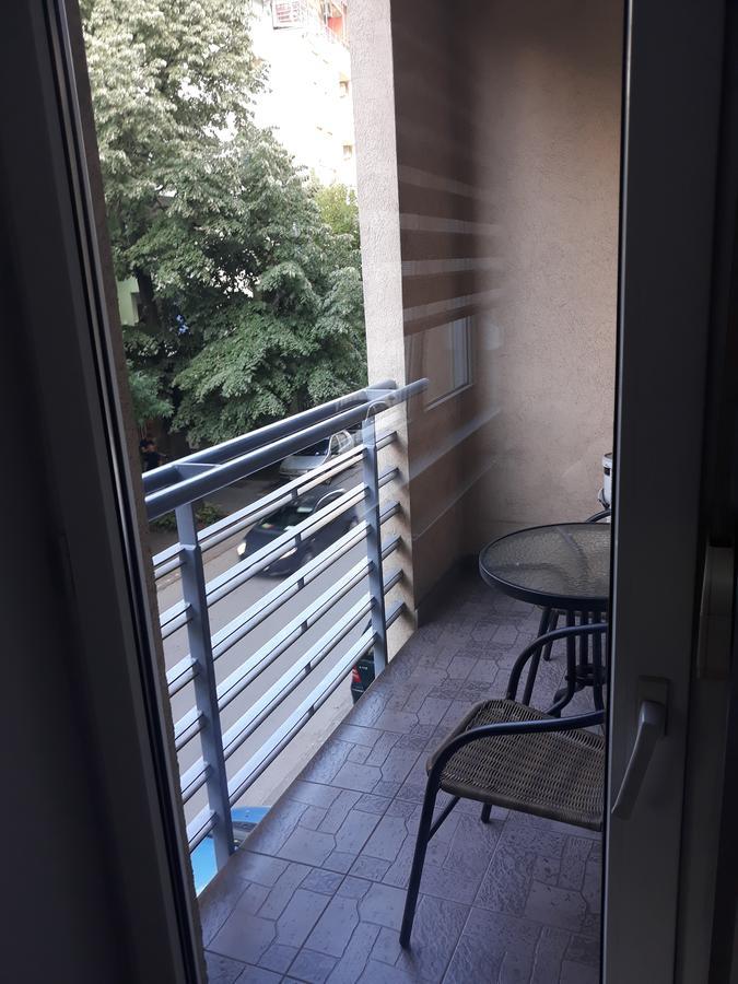 Apartment Azzuro 2 Νόβι Σαντ Εξωτερικό φωτογραφία
