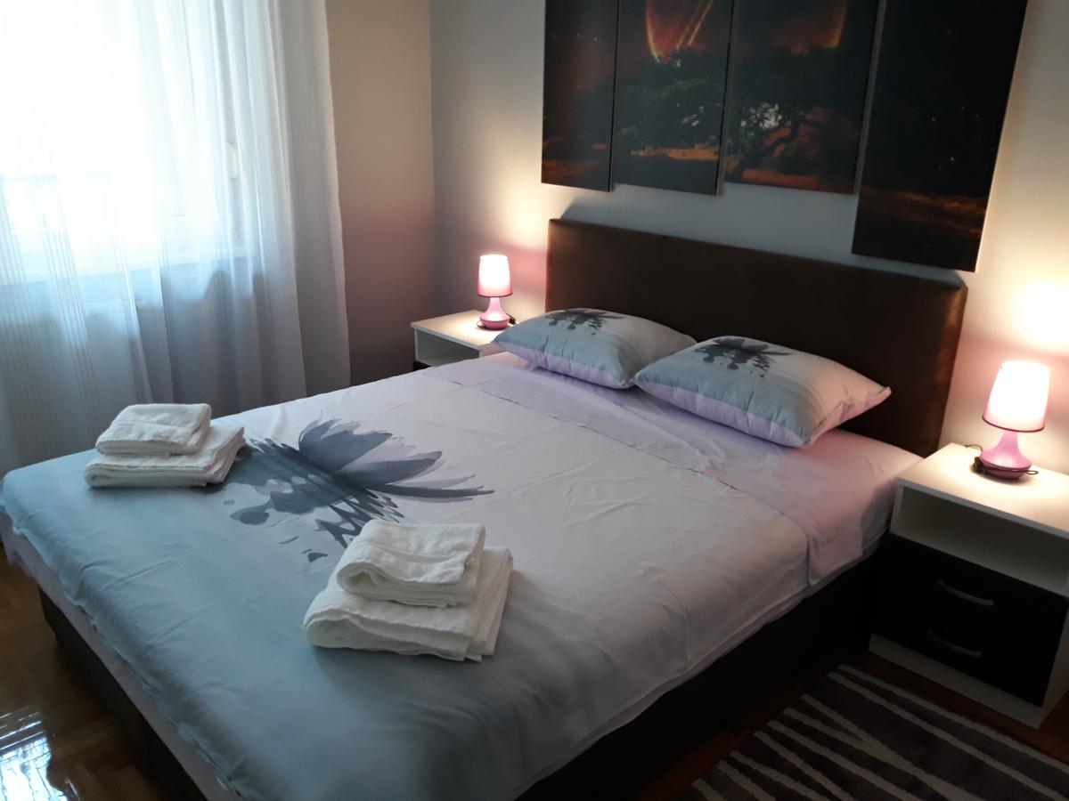 Apartment Azzuro 2 Νόβι Σαντ Εξωτερικό φωτογραφία